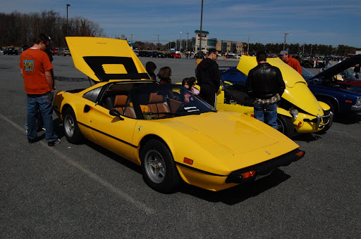 A Ferrari 308 and and open